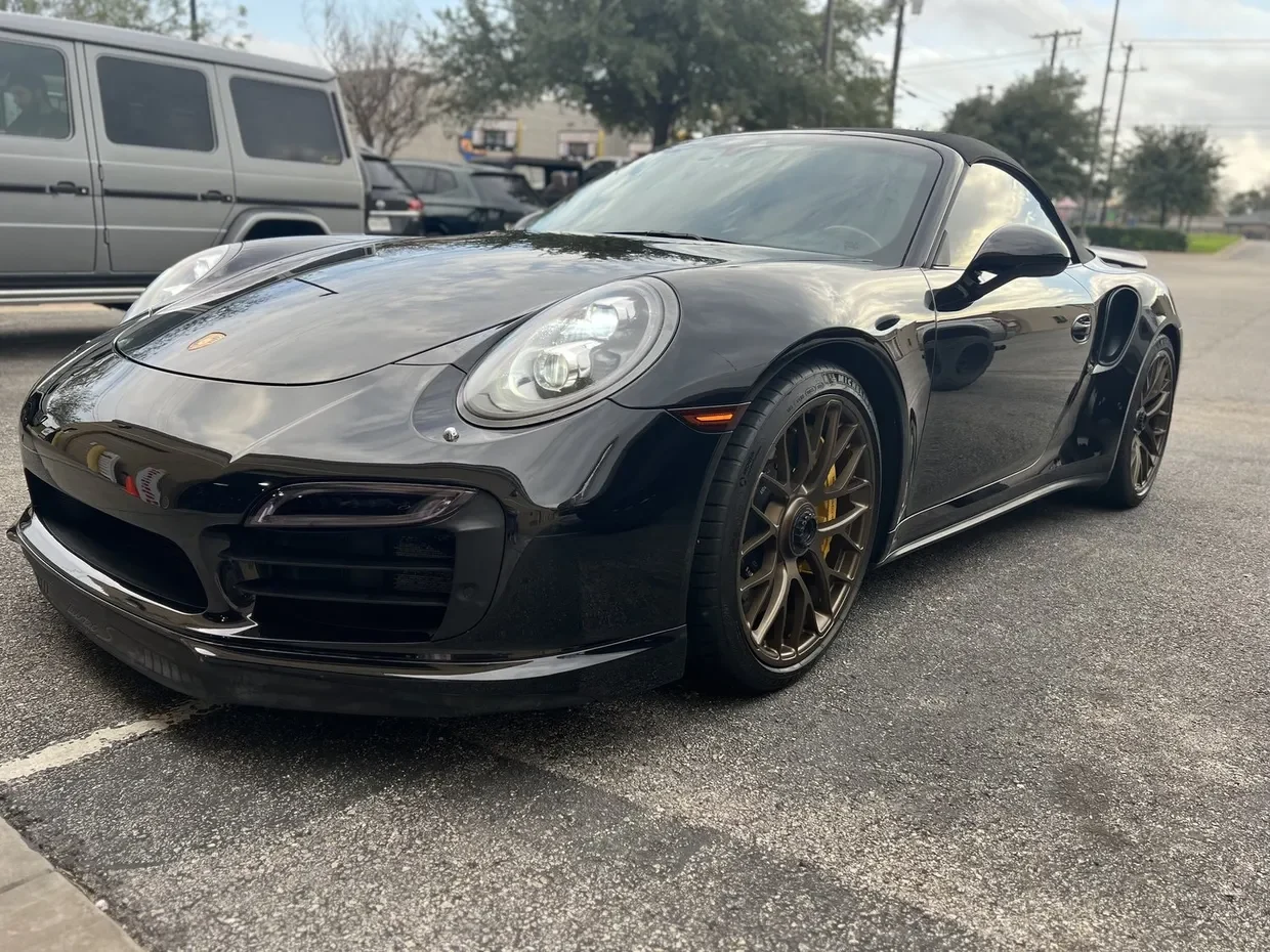 Professional Auto detailing services at The Carologist